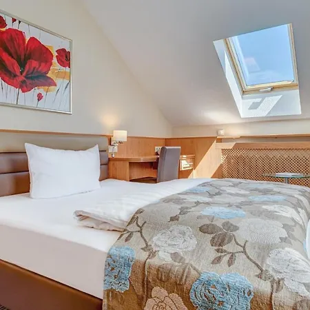 Hotell Komforthotel Kaiserhof 3*