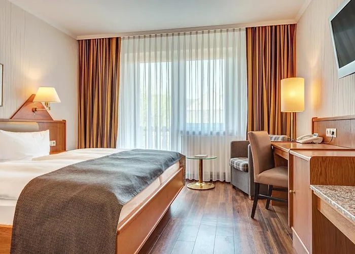 Komforthotel Kaiserhof 3* كلبرا